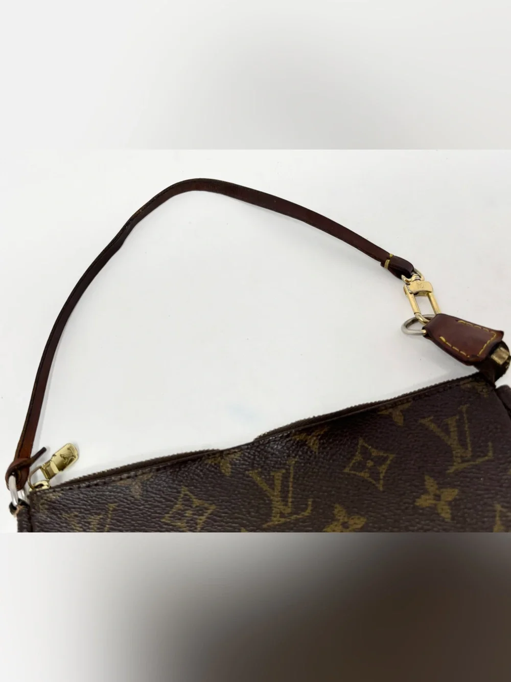 Louis Vuitton Vintage Monogram Pochette Accessoires Y2K Marc Jacobs Era
